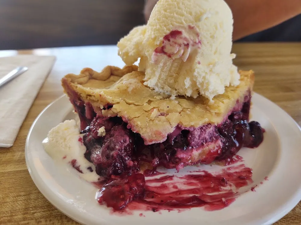 Warm Razzleberry Pie with Vanilla Ice Cream